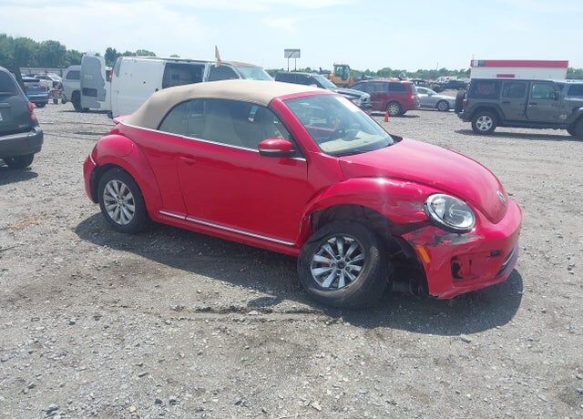2017 VOLKSWAGEN Beetle