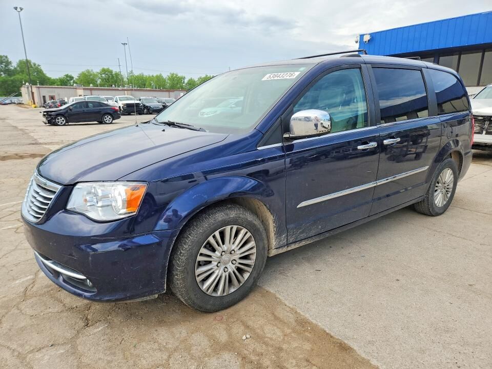 2012 CHRYSLER Town and Country