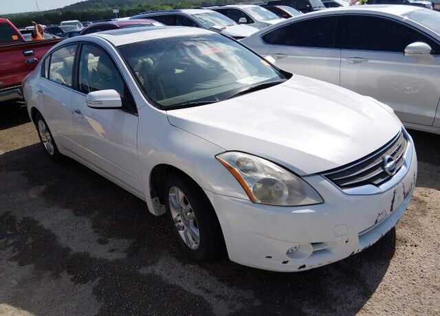 2011 NISSAN Altima