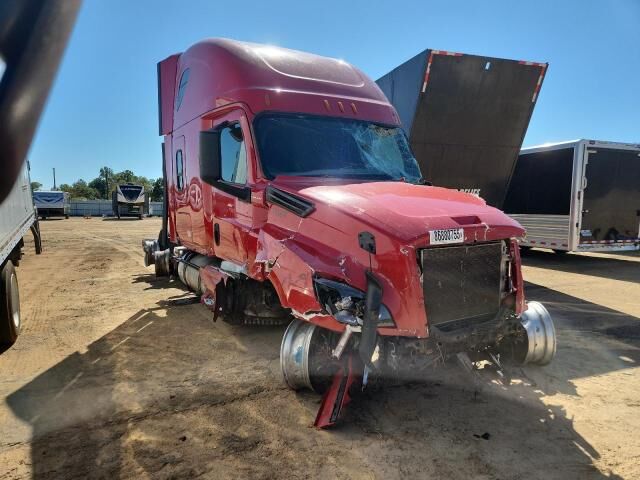 2020 FREIGHTLINER New Cascadia 126" Sleepercab