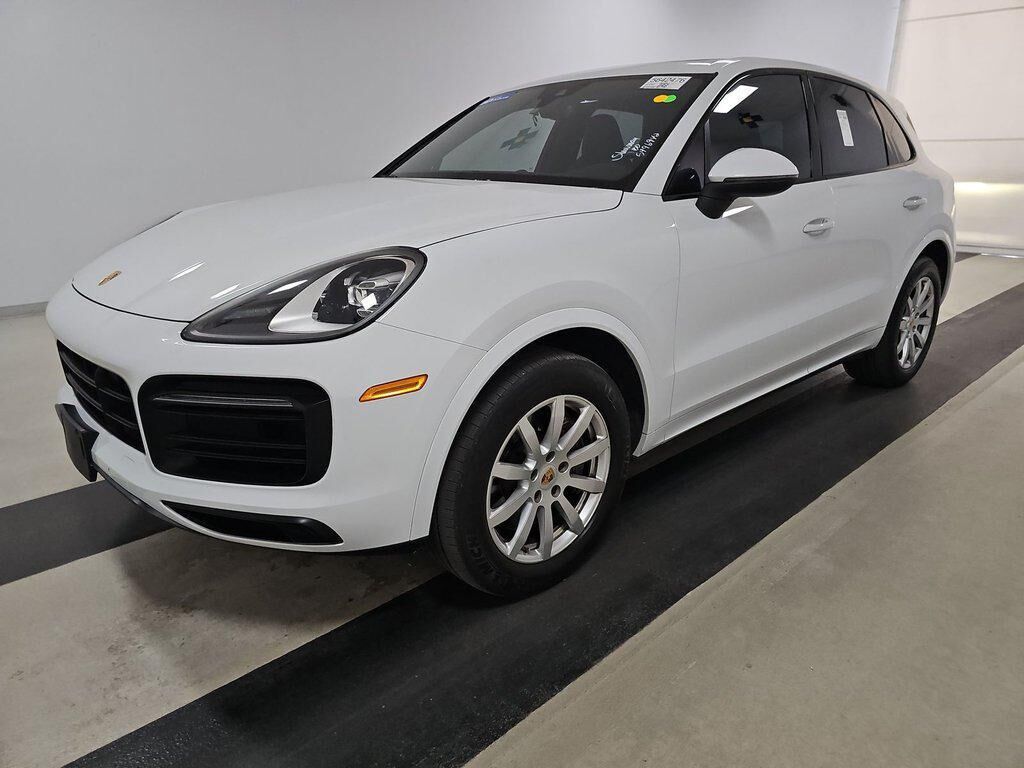 2022 PORSCHE Cayenne