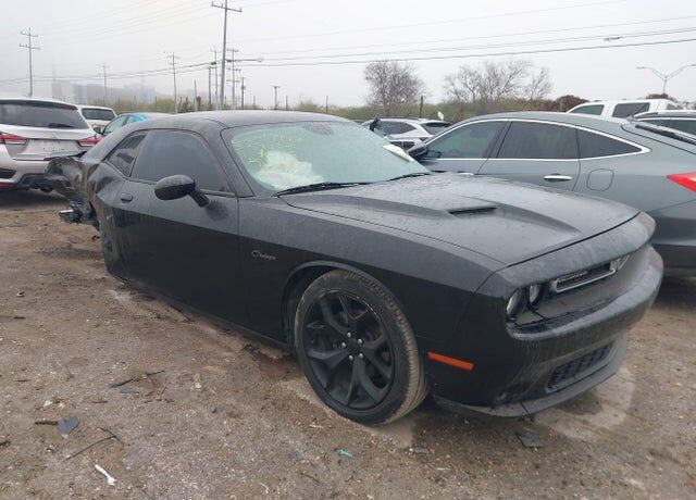 2016 DODGE Challenger