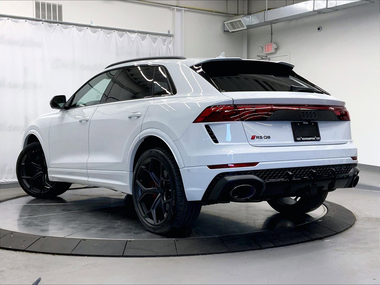 2026 Audi RS Q8