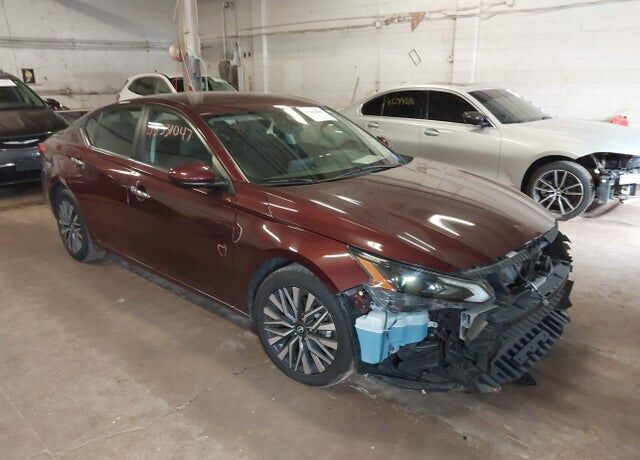 2023 NISSAN Altima