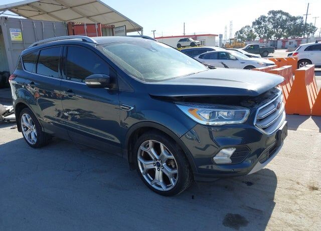 2019 FORD Escape
