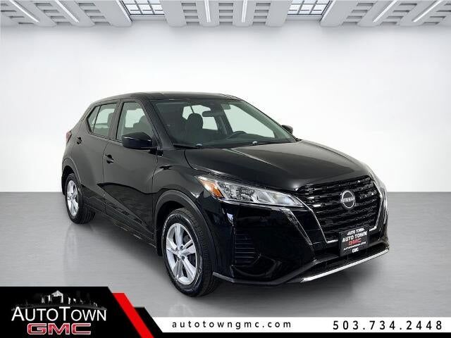 2025 NISSAN Kicks Play