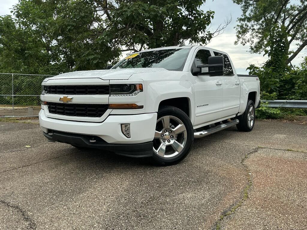 2017 CHEVROLET Silverado