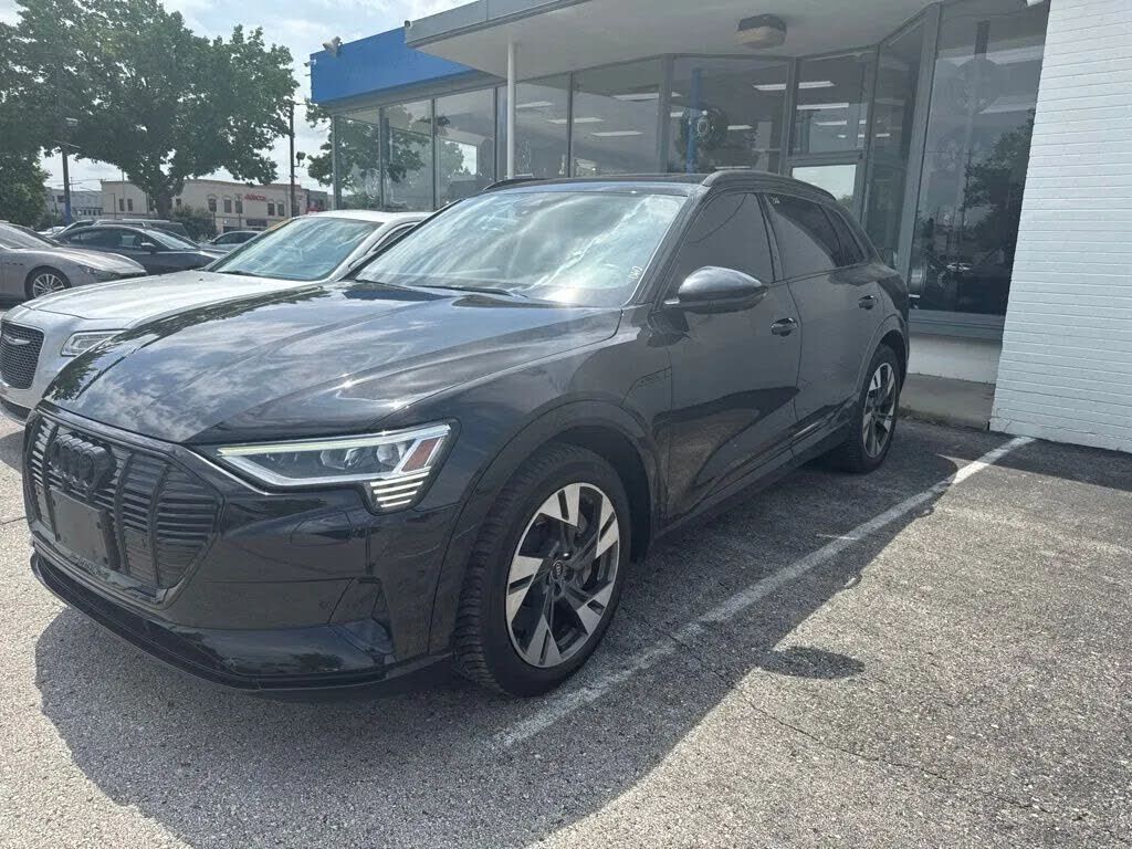 2021 Audi e-tron