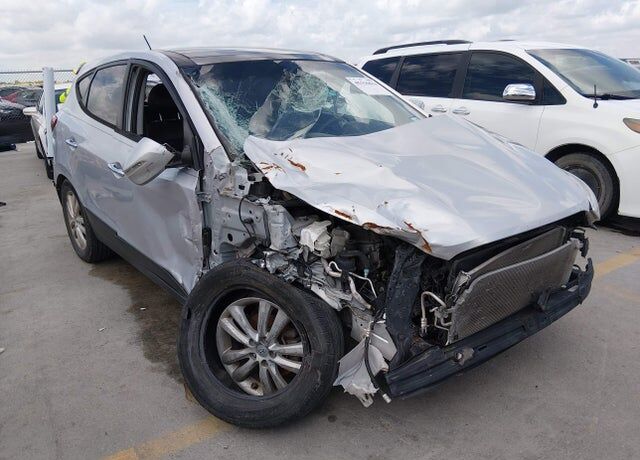 2012 HYUNDAI Tucson