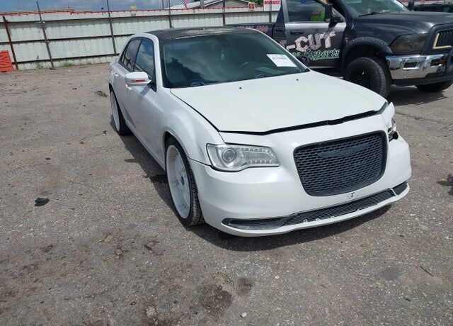 2017 CHRYSLER 300
