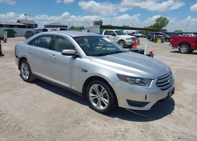 2017 FORD Taurus