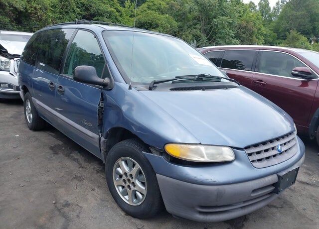 1996 Plymouth Grand Voyager