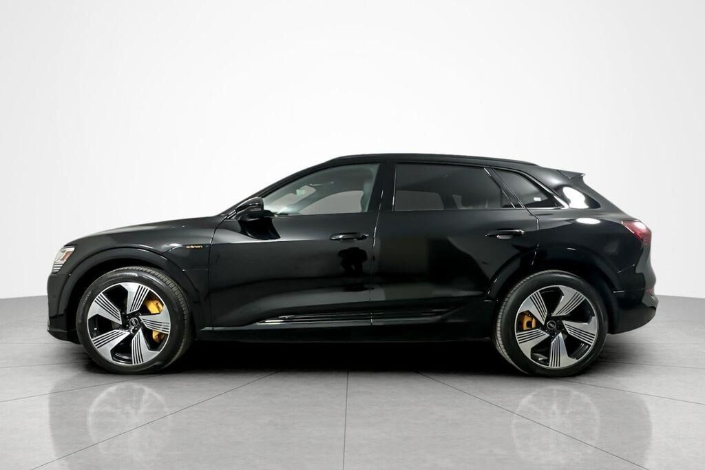 2023 Audi e-tron