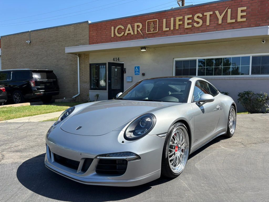 2016 PORSCHE 911