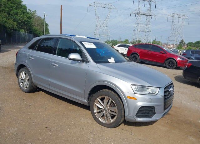 2016 AUDI Q3