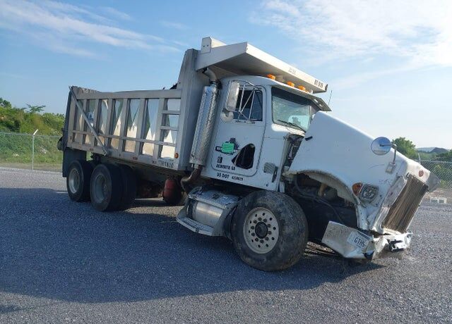 2003 PETERBILT 357