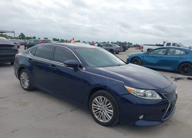 2014 LEXUS ES
