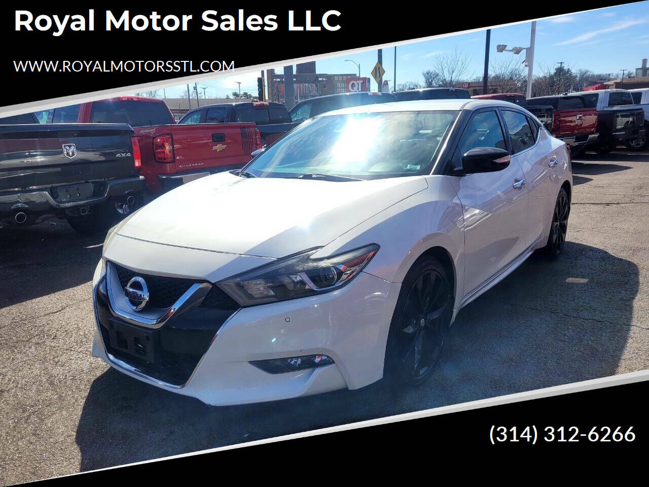 2017 NISSAN Maxima