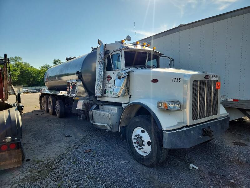 2017 PETERBILT 367