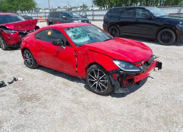 2025 TOYOTA GR86