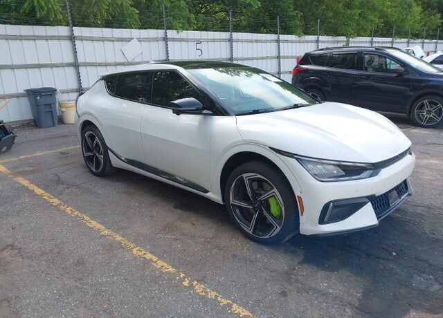 2023 KIA EV6