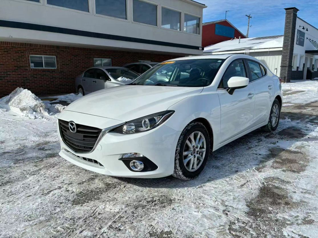 2015 MAZDA Mazda3