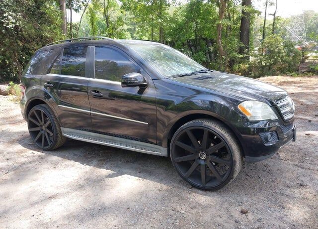 2011 MERCEDES-BENZ M-Class