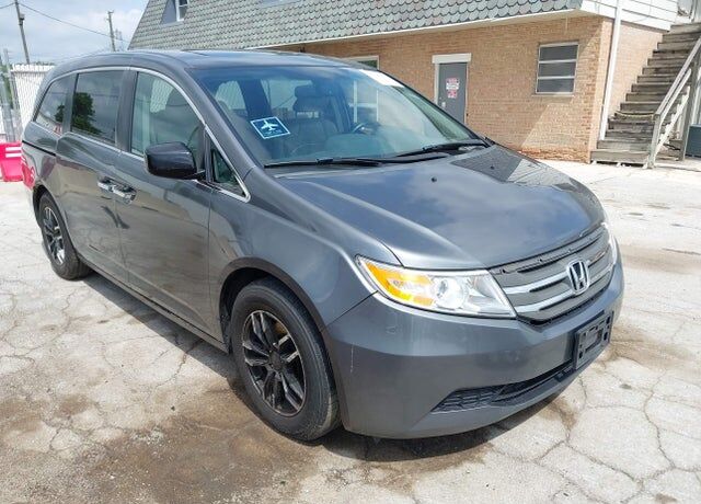 2013 HONDA Odyssey