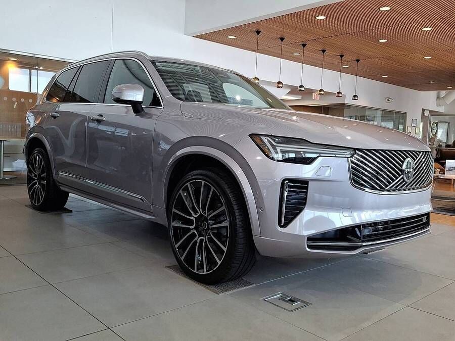 2026 VOLVO XC90