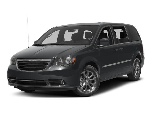 2016 CHRYSLER Town and Country