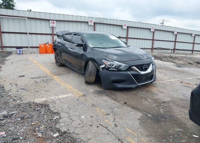 2016 NISSAN Maxima