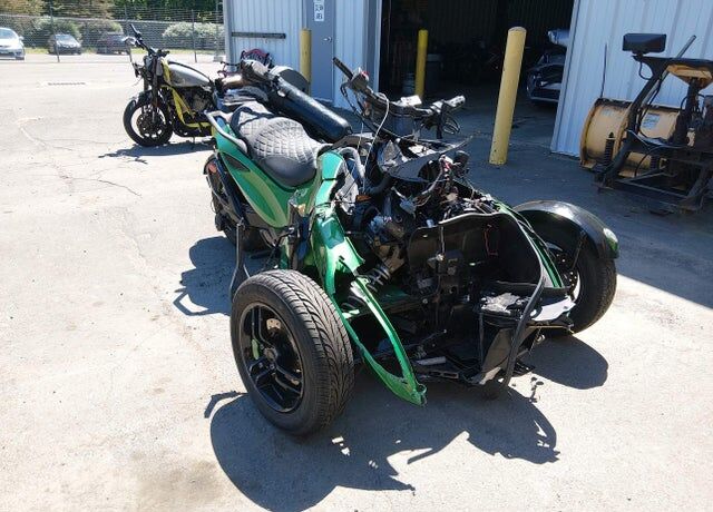 2012 CAN-AM Spyder