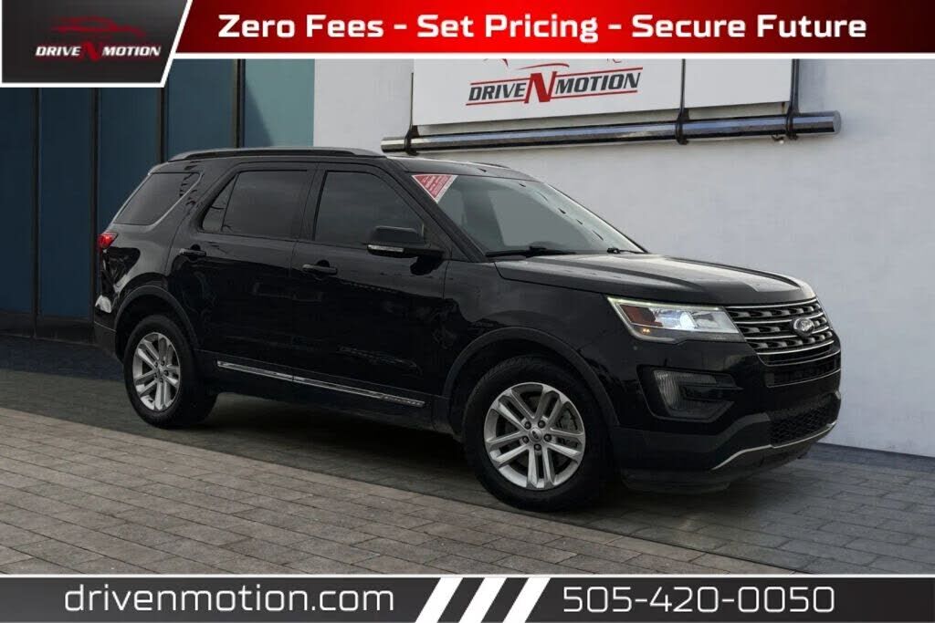 2016 FORD Explorer