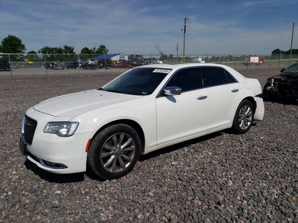 2019 CHRYSLER 300
