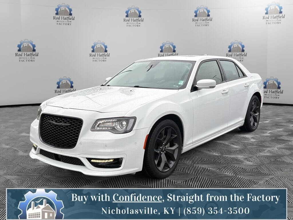 2023 CHRYSLER 300