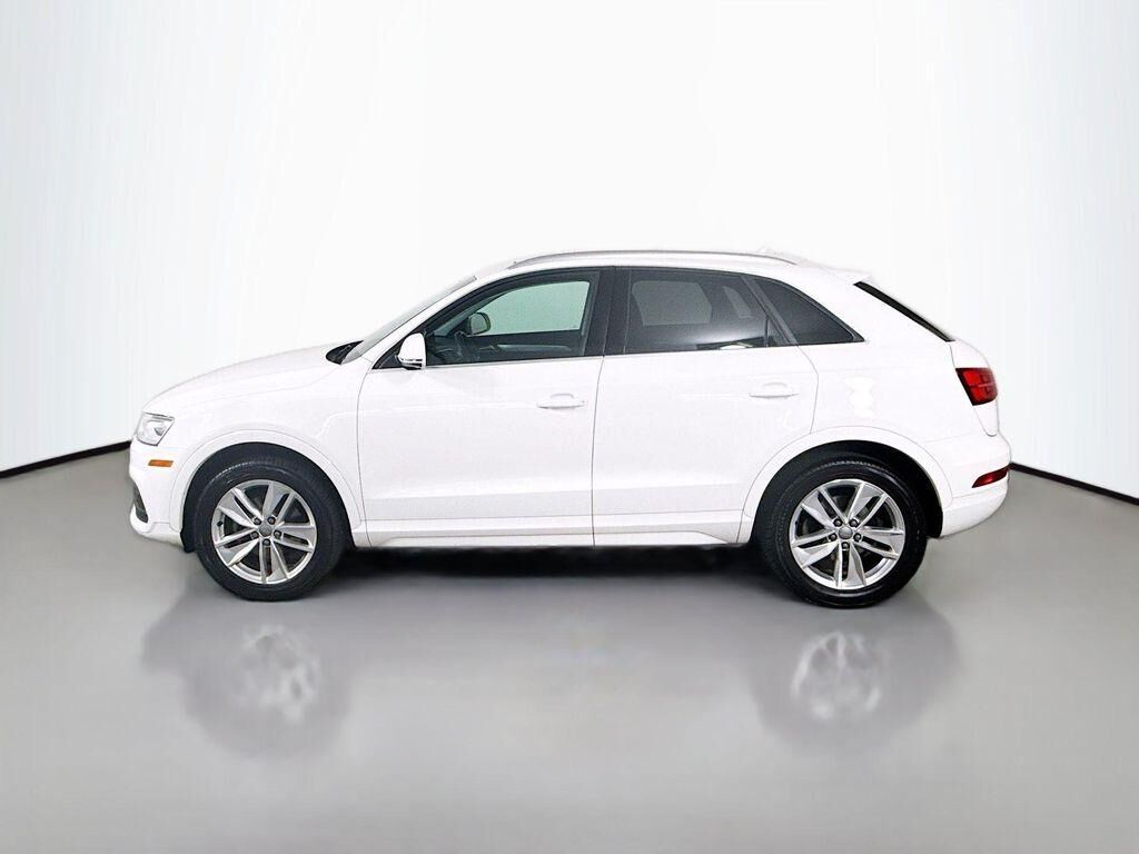 2016 Audi Q3