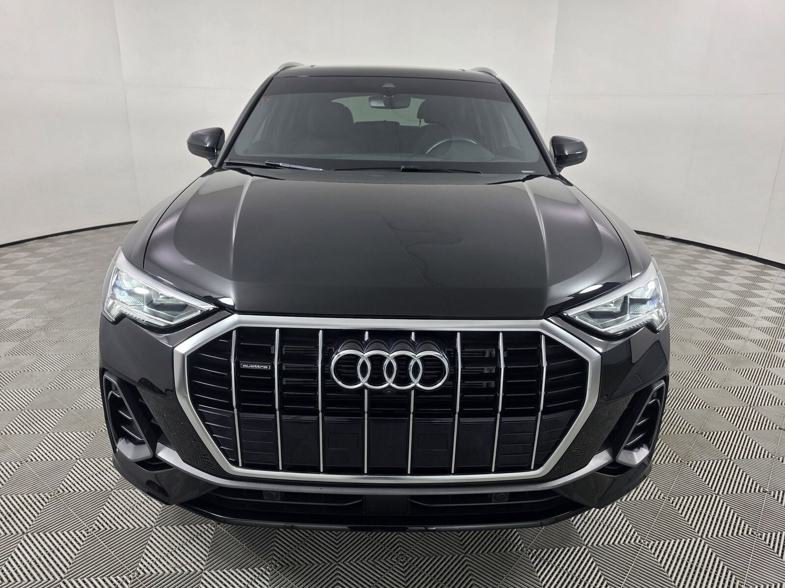 2023 Audi Q3