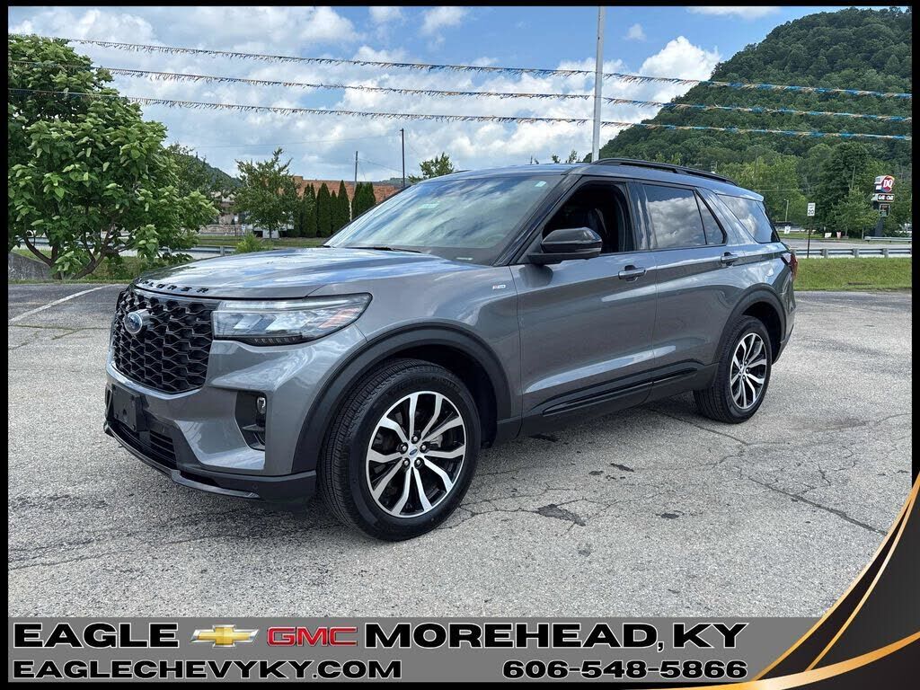 2025 FORD Explorer