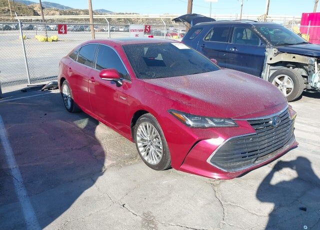2019 TOYOTA Avalon