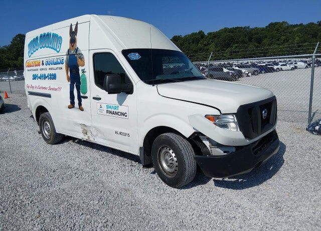 2016 NISSAN NV
