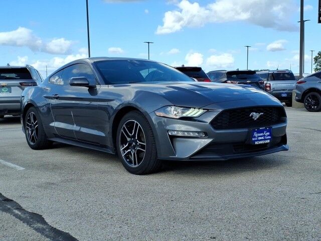 2022 FORD Mustang