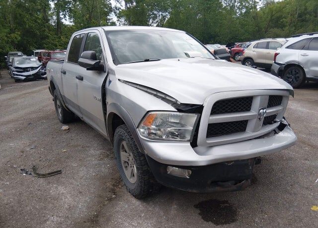 2010 DODGE Ram