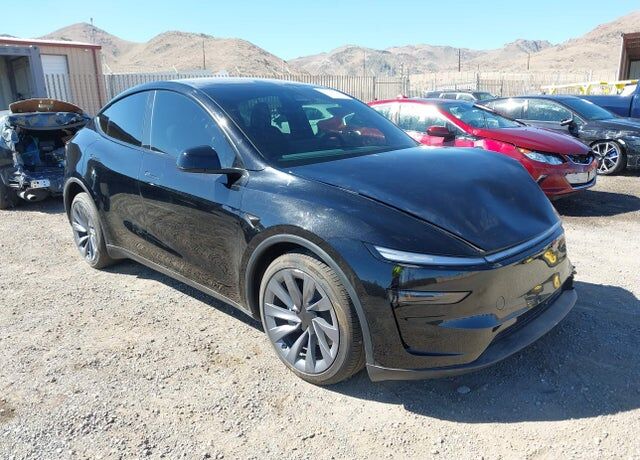 2026 TESLA Model Y