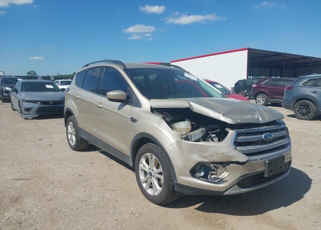 2018 FORD Escape