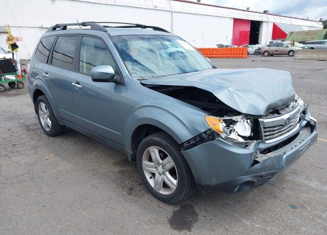 2010 SUBARU Forester