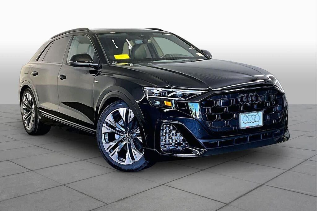 2026 Audi Q8