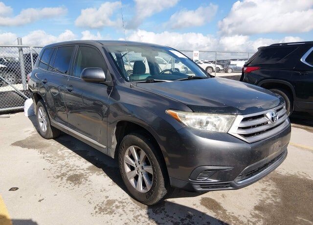 2012 TOYOTA Highlander
