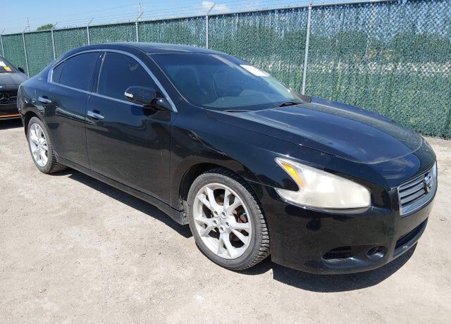 2012 NISSAN Maxima