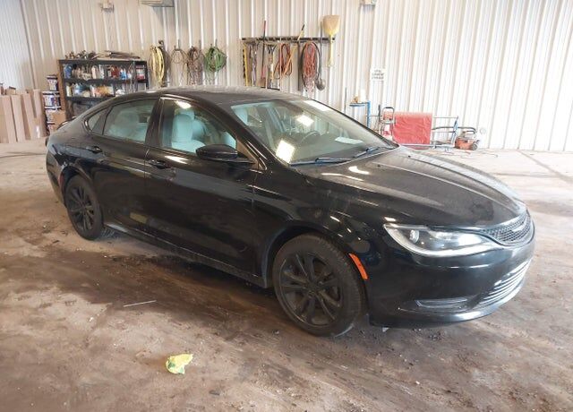 2016 CHRYSLER 200