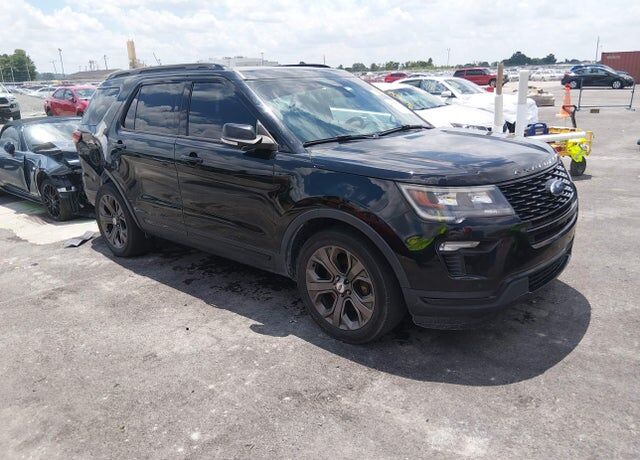 2018 FORD Explorer